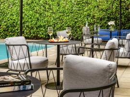 Pullman Santiago Vitacura, hotel v destinaci Santiago