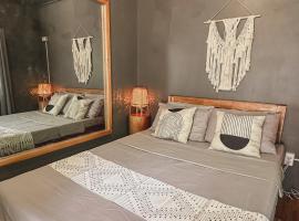 Resting Rabbit Hostel โรงแรมในซีคีฮอร์