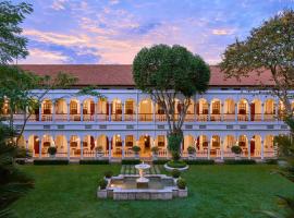 Hotel Majapahit Surabaya MGallery, hotel v destinaci Surabaja