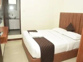 Mano Residency by NIRA Hospitality- Just 3 Kms from Meenakshi Amman Temple