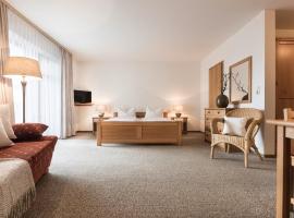 A picture of the hotel: Landhotel Rosenberger