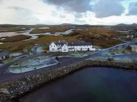 Lochmaddy Hotel