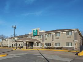 Quality Inn & Suites Des Moines Airport, hotel in Des Moines