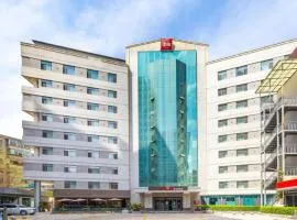 Ibis Lanzhou Zhangye Luxiguan Metro Station