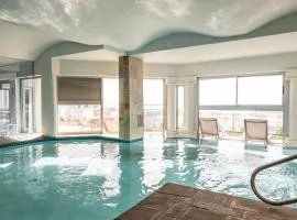 Diaz Ocean View Hotel & Spa