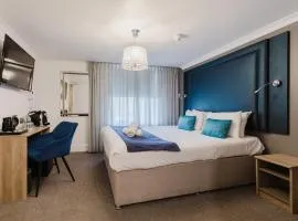 The Porchester Hotel