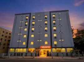 FabHotel Broholic Suites - Nr US Consulate, Financial District