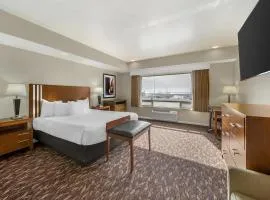 Best Western Plus Northwoods Inn