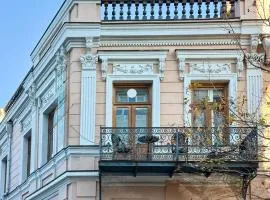 Arts Hotel by Square