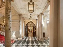 Raffles London at The OWO