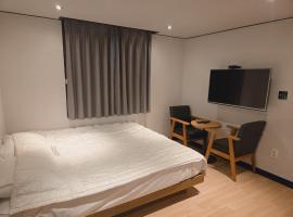 Nampo Foxy Hotel, hotel u gradu 'Busan'