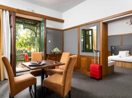 Svájci Lak Panzió, ξενοδοχείο σε Nyíregyháza