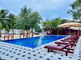Royal C Resort, hotel i Koh Rong