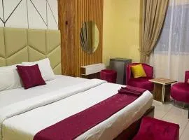 Edmondrooms and suites hotel