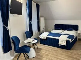 Tudors Rooms