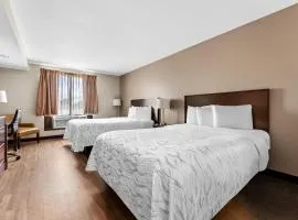 Red Roof Inn PLUS+ & Suites Malone