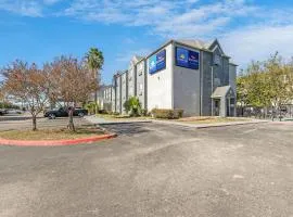 Day Inn by Wyndham San Antonio Downtown