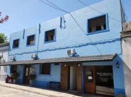 Hotel Trinidad Flores,位于特立尼达岛的酒店