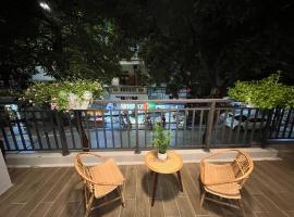 Cao Bằng Xưa và Nay House - Motorbike Rentals, Hotel in Cao Bằng