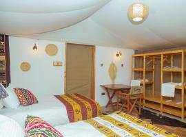 Kipekee Zuri Camp, hotel v destinaci Ololaimutiek
