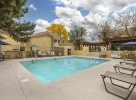 Best Western Airport Albuquerque InnSuites Hotel & Suites