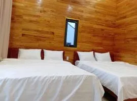 Homestay Hera Mang Den