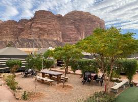 Bedouin Village Hostel, hotel a Wadi Rum