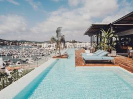 Aguas de Ibiza Grand Luxe Hotel - Small Luxury Hotel of the World, hotel v destinaci Santa Eularia des Riu