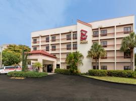 Red Roof PLUS Miami Airport, hotel en Miami