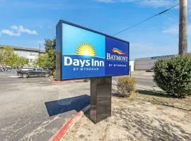 Baymont by Wyndham San Antonio Downtown