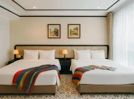 Emissary Central Hotel & Spa