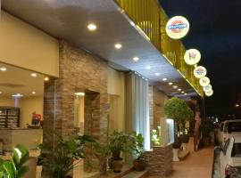 รูปภาพของโรงแรม: Station Gold Budget Hotel