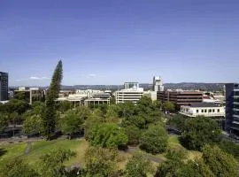 Mantra Hindmarsh Square