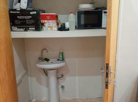 Studio meublé prestige, hotel u gradu Nijamej