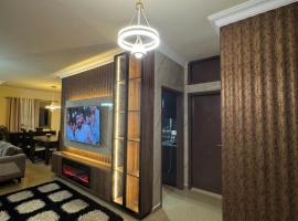 Modern 3BR Sea & Mountain View Apartment Bouar, Keserwan, hotell sihtkohas Safra