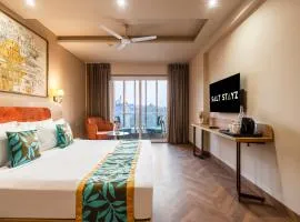 Saltstayz Select- Medicity Near Medanta Hospital