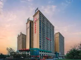 Ibis Chengdu Zoo Metro Station