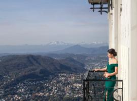 Nuvole Garden Hotel, hotel v destinaci Brunate