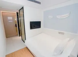 Star Hotel Shenzhen Huaqiang Road Metro Station Central Park Branch