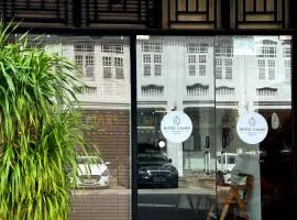 Hotel Calmo Hamilton