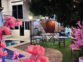 VILLA NAPOLI、サンタ・アナのホテル