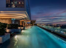 Holiday Inn & Suites Rayong City Centre by IHG, hotel v destinaci Rayong