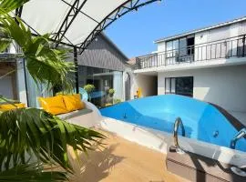 Yanmu Homestay, Yinhai District, Beihai City