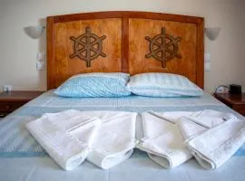 TO VOTSALO-beach side studios & taverna