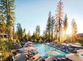 Rush Creek Lodge at Yosemite