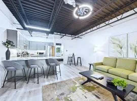 Stylish Loft Minutes from Beach & Port - Unit 204