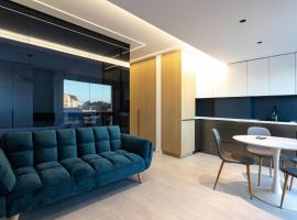 Alecsandri Central Stay Apartments - Near Old Town - Private Parking, hotel em Craiova