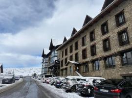 SNÖ Villa de Sallent 3, hotel in Formigal