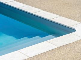 ibis Saint Paul Trois Chateaux，位于圣保罗三堡的酒店