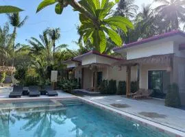 Pinky Bungalows Resort & Villa